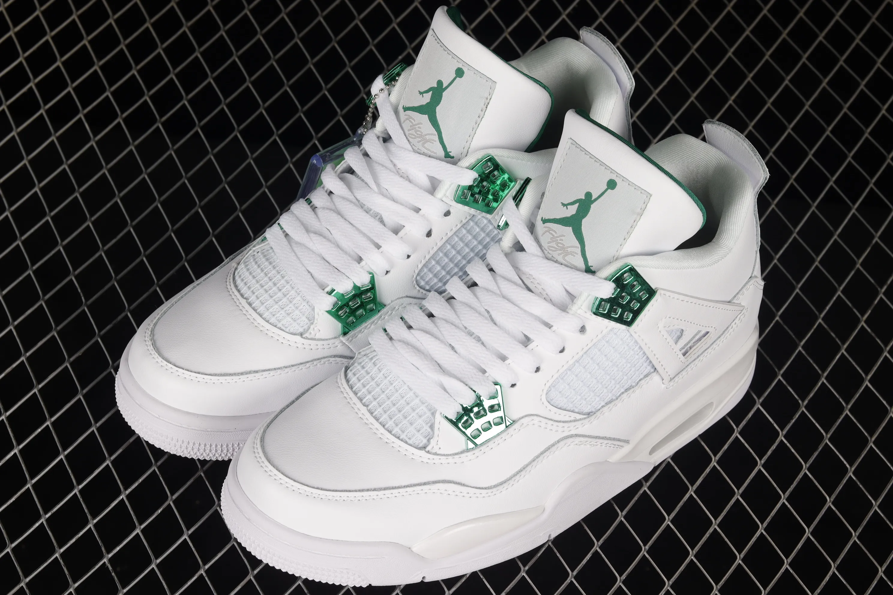 All categories Air Jordan Jordan series basketball shoes Air Jordan 4 F version Air Jordan 4 "Pine Green" AJ4 Joe 4 white and green first layer genuine label CT8527-113